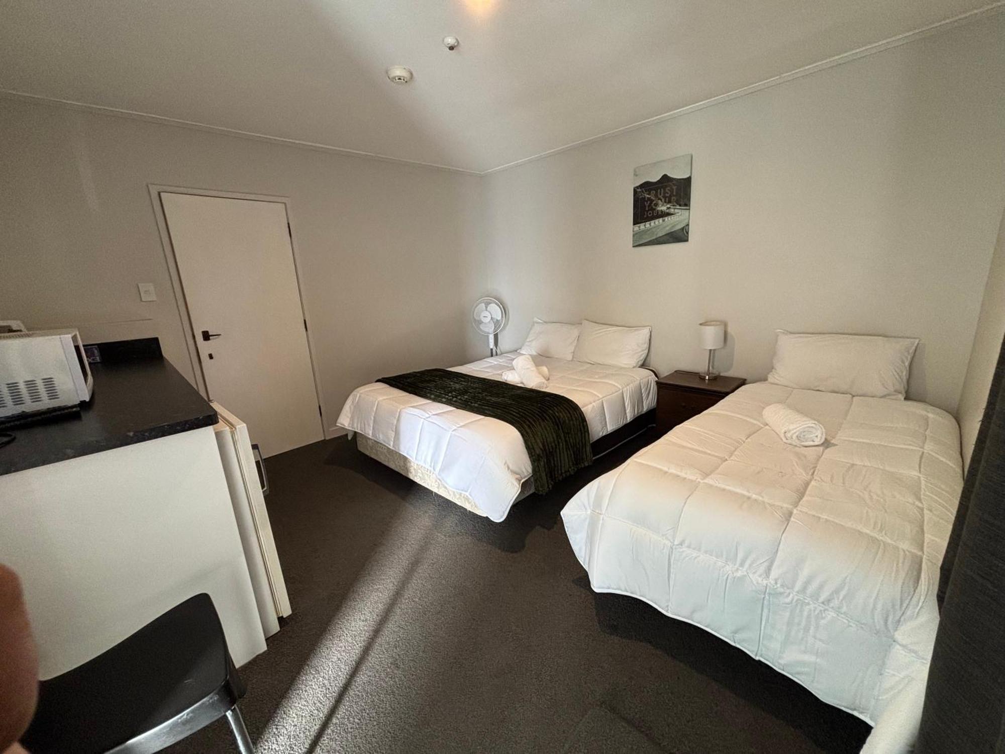 Leopard Hotel Waipukurau Экстерьер фото